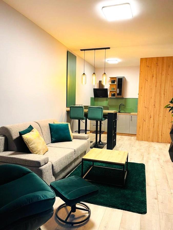 Elegance W Let's Sea Basen&spa *