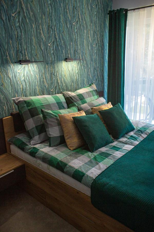 Elegance W Let's Sea Basen&spa *